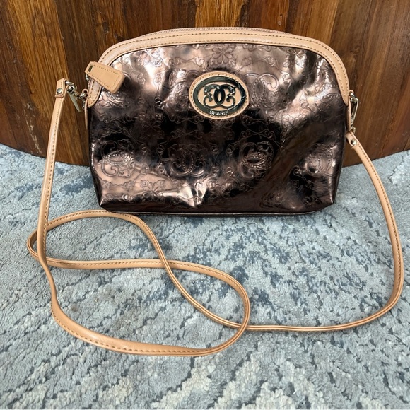 Sharif Purse Crossbody Leather Gold Mirrored Color Designed in New York - Picture 1 of 8